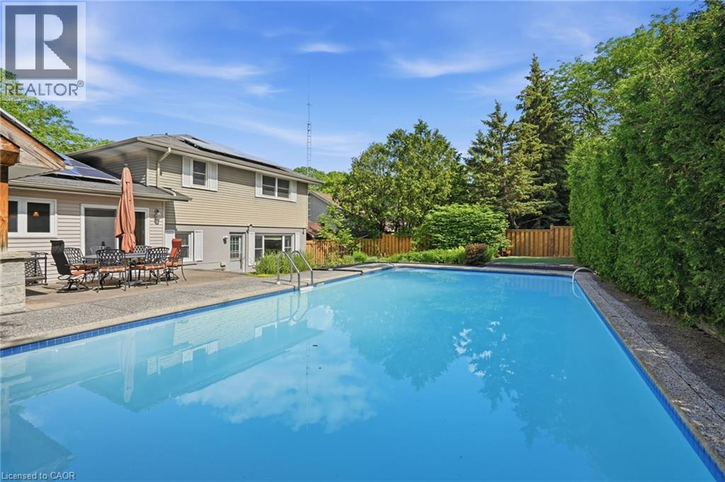 1321 Fairway Court, Burlington, Ontario  L7P 1M5 - Photo 43 - 40840353