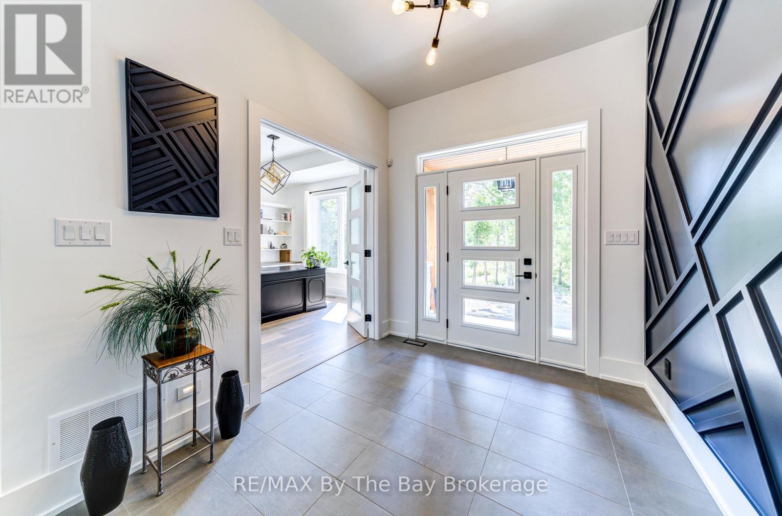 95 Spruce Street, Tiny, Ontario  L0L 1P1 - Photo 11 - S13452718
