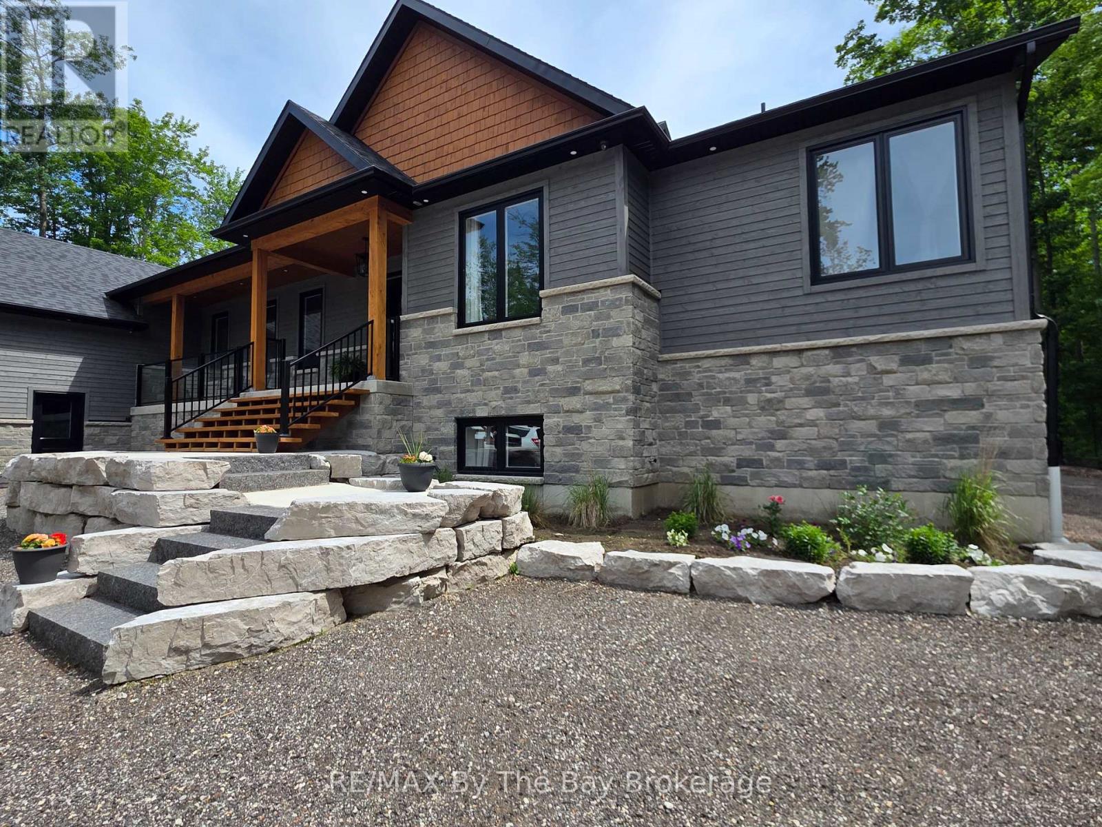 95 Spruce Street, Tiny, Ontario  L0L 1P1 - Photo 3 - S13452718