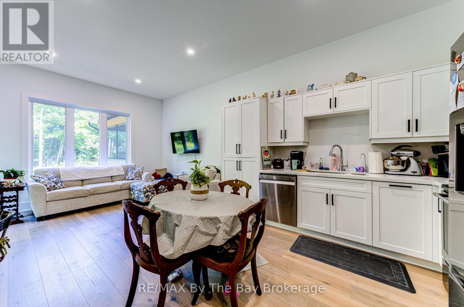95 Spruce Street, Tiny, Ontario  L0L 1P1 - Photo 30 - S13452718
