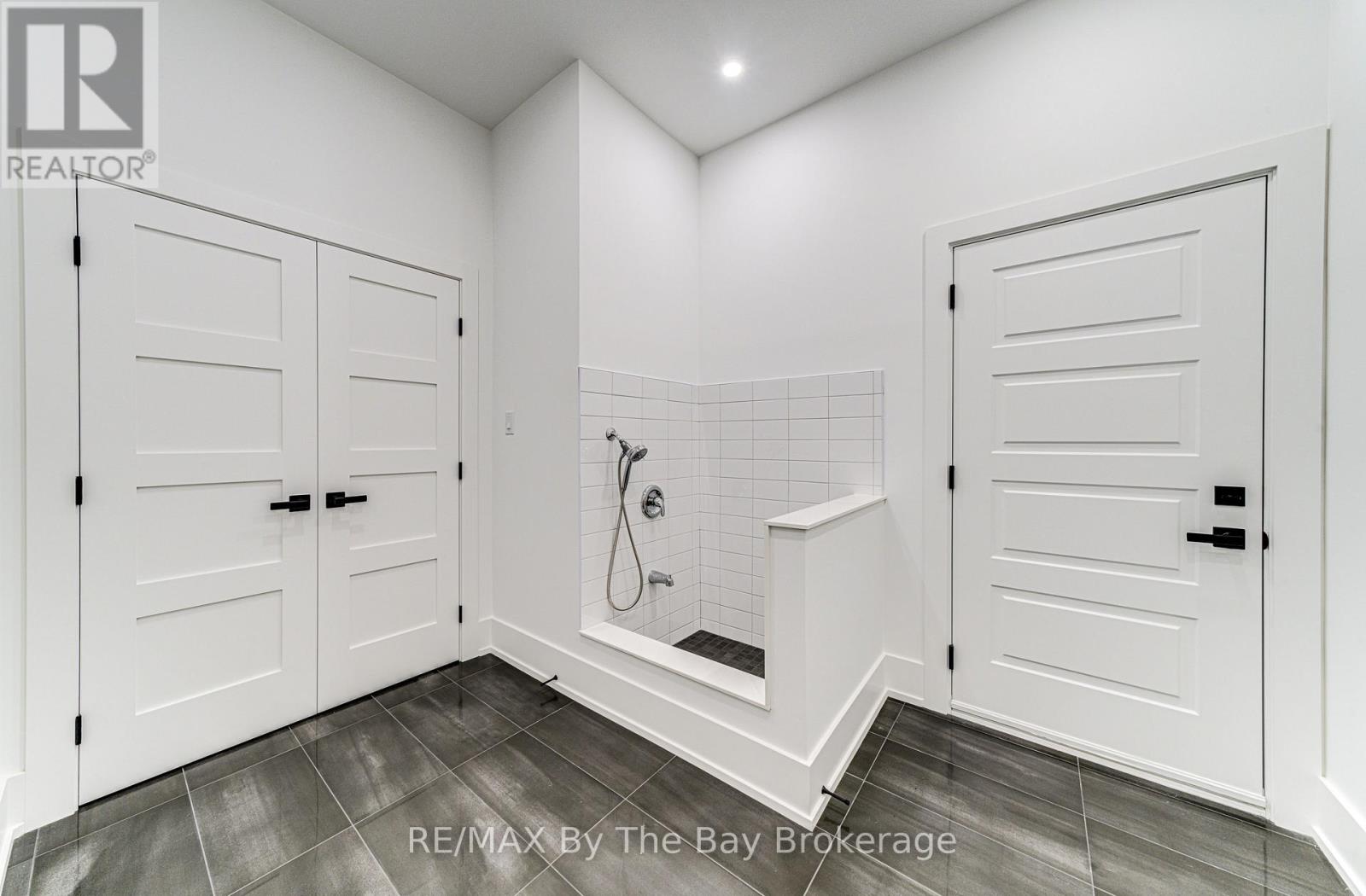 95 Spruce Street, Tiny, Ontario  L0L 1P1 - Photo 44 - S13452718