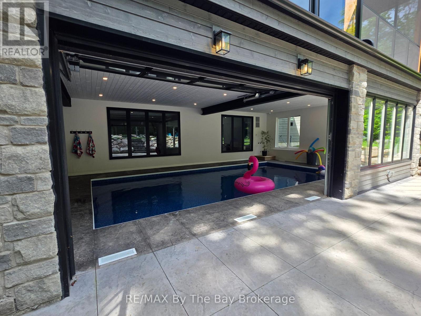 95 Spruce Street, Tiny, Ontario  L0L 1P1 - Photo 5 - S13452718