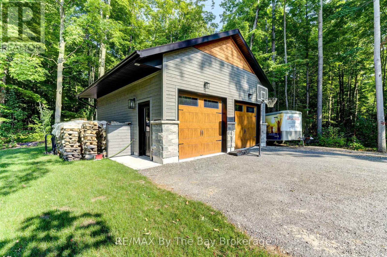 95 Spruce Street, Tiny, Ontario  L0L 1P1 - Photo 7 - S13452718