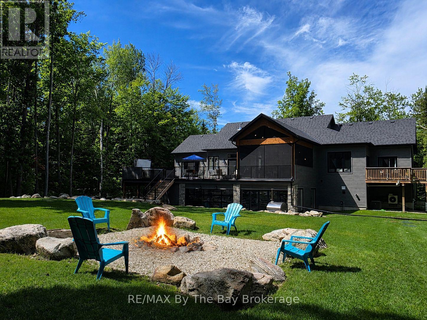 95 Spruce Street, Tiny, Ontario  L0L 1P1 - Photo 8 - S13452718