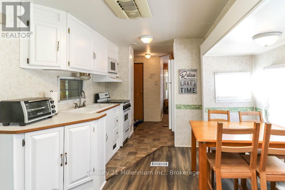 45 - 85 Theme Park Drive, Wasaga Beach, Ontario  L9Z 1X7 - Photo 10 - S13452740