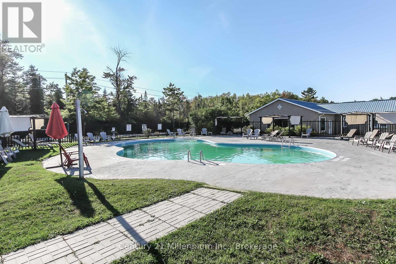 45 - 85 Theme Park Drive, Wasaga Beach, Ontario  L9Z 1X7 - Photo 29 - S13452740