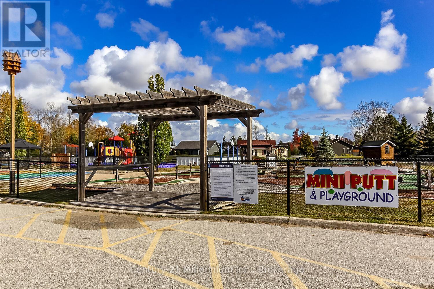 45 - 85 Theme Park Drive, Wasaga Beach, Ontario  L9Z 1X7 - Photo 30 - S13452740
