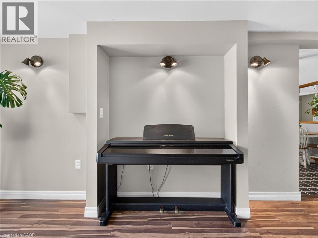 8223 Concession 5 Road, Caistor Centre, Ontario  L0R 1E0 - Photo 11 - 40840470