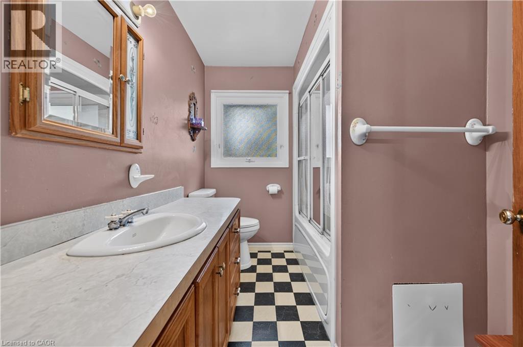 8223 Concession 5 Road, Caistor Centre, Ontario  L0R 1E0 - Photo 26 - 40840470
