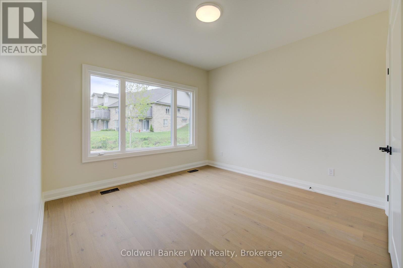 647 Martin Street, Wellington North, Ontario  N0G 2L3 - Photo 20 - X13452780