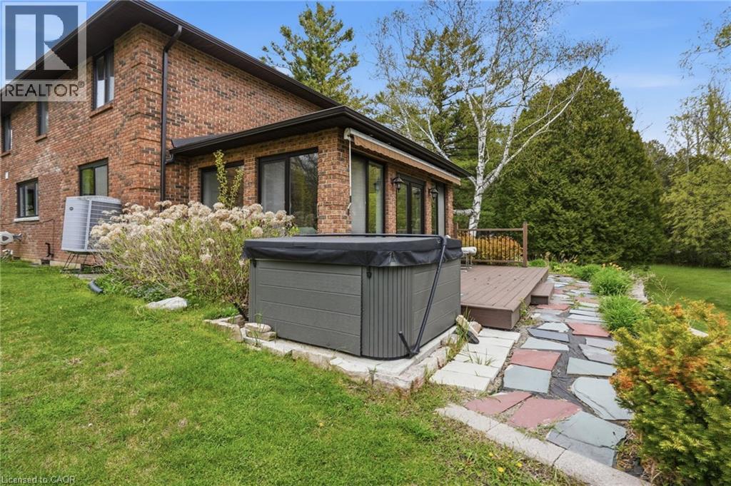 3918 Maddaugh Road, Puslinch, Ontario  N0B 2J0 - Photo 43 - 40840449