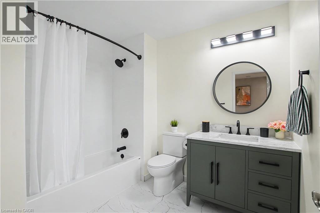 4237 Millcroft Park Drive, Burlington, Ontario  L7M 3V7 - Photo 28 - 40837684