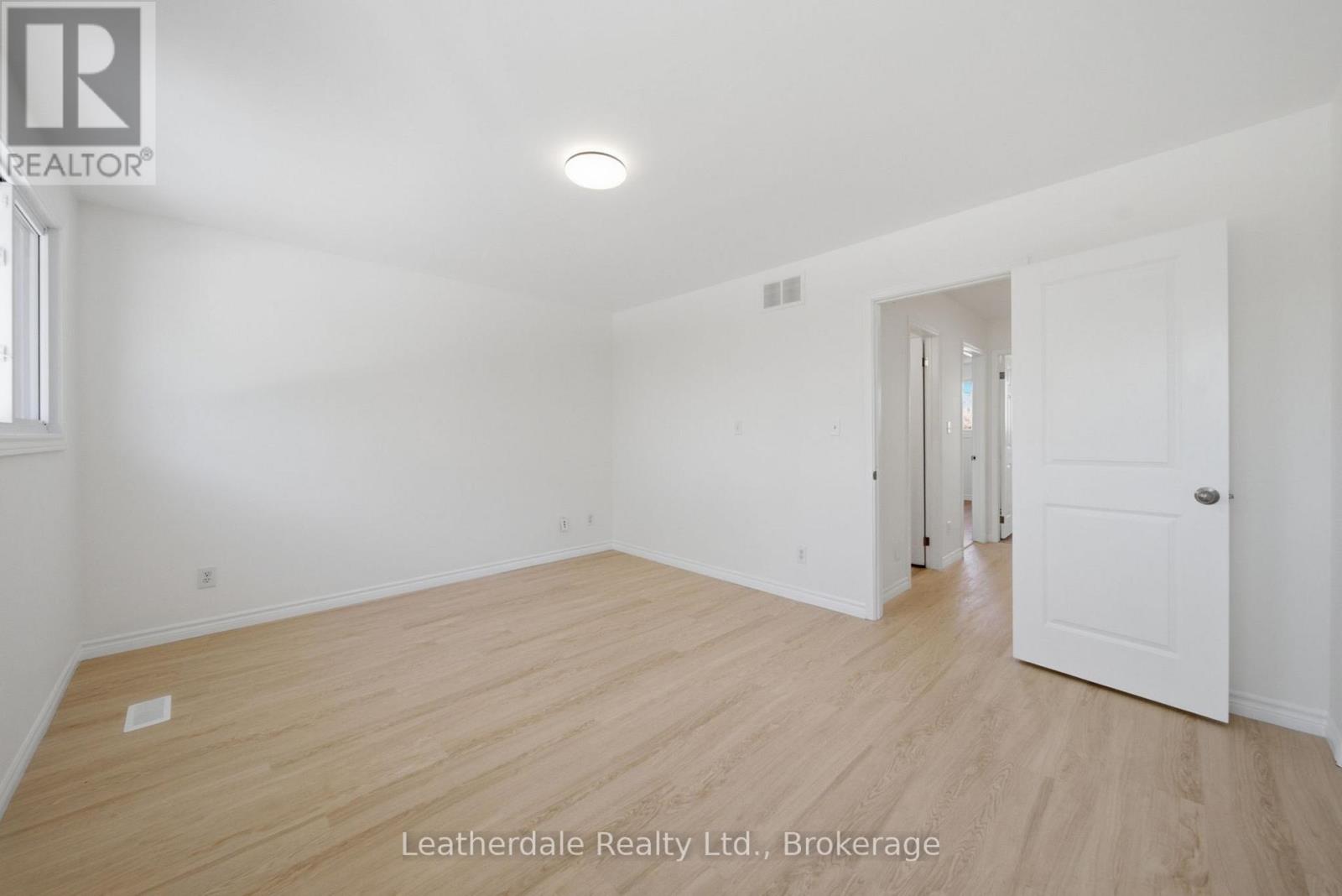 21 - 325 West Street N, Orillia, Ontario  L3V 7P4 - Photo 19 - S13453354