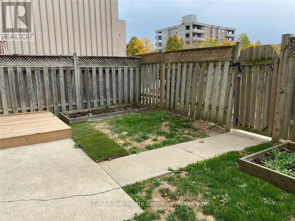 17 - 15 Albright Road N, Hamilton, Ontario  L8K 5J2 - Photo 4 - X13453330
