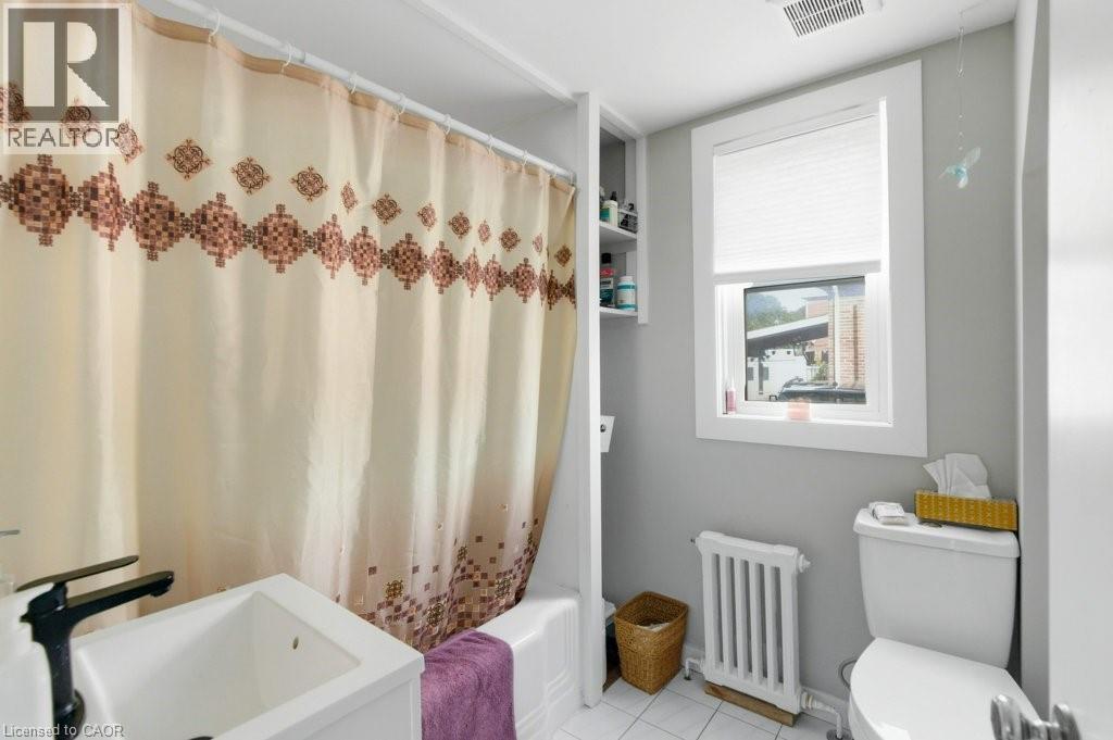 111 Mcalpine Avenue S, Welland, Ontario  L3B 1T7 - Photo 12 - 40840150