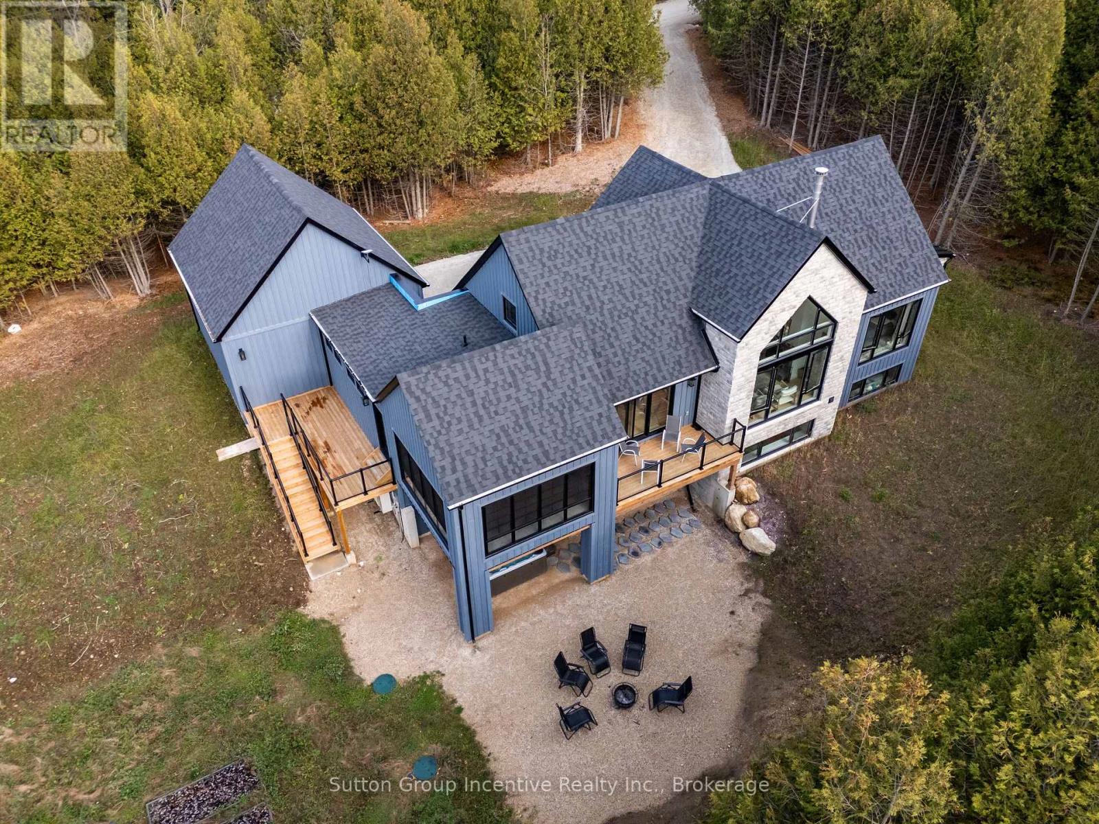 130 St Arnaud Street, Grey Highlands, Ontario  N0C 1H0 - Photo 4 - X13453396