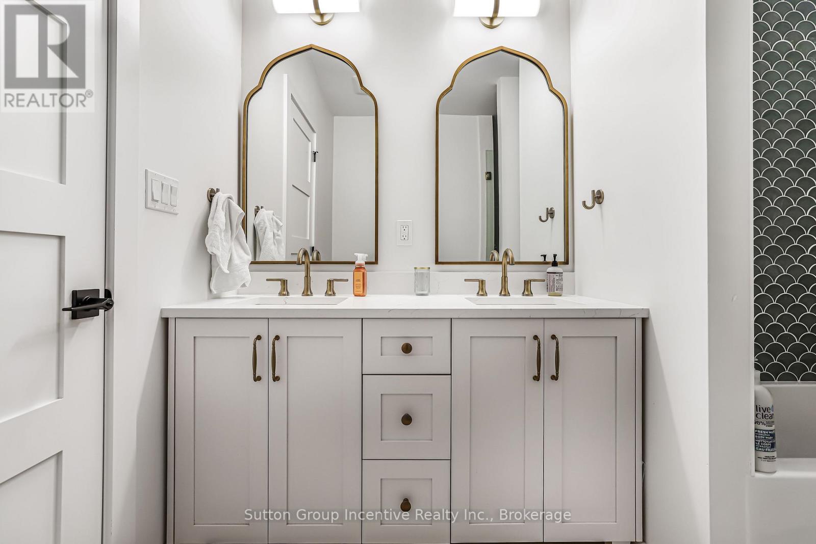 130 St Arnaud Street, Grey Highlands, Ontario  N0C 1H0 - Photo 45 - X13453396