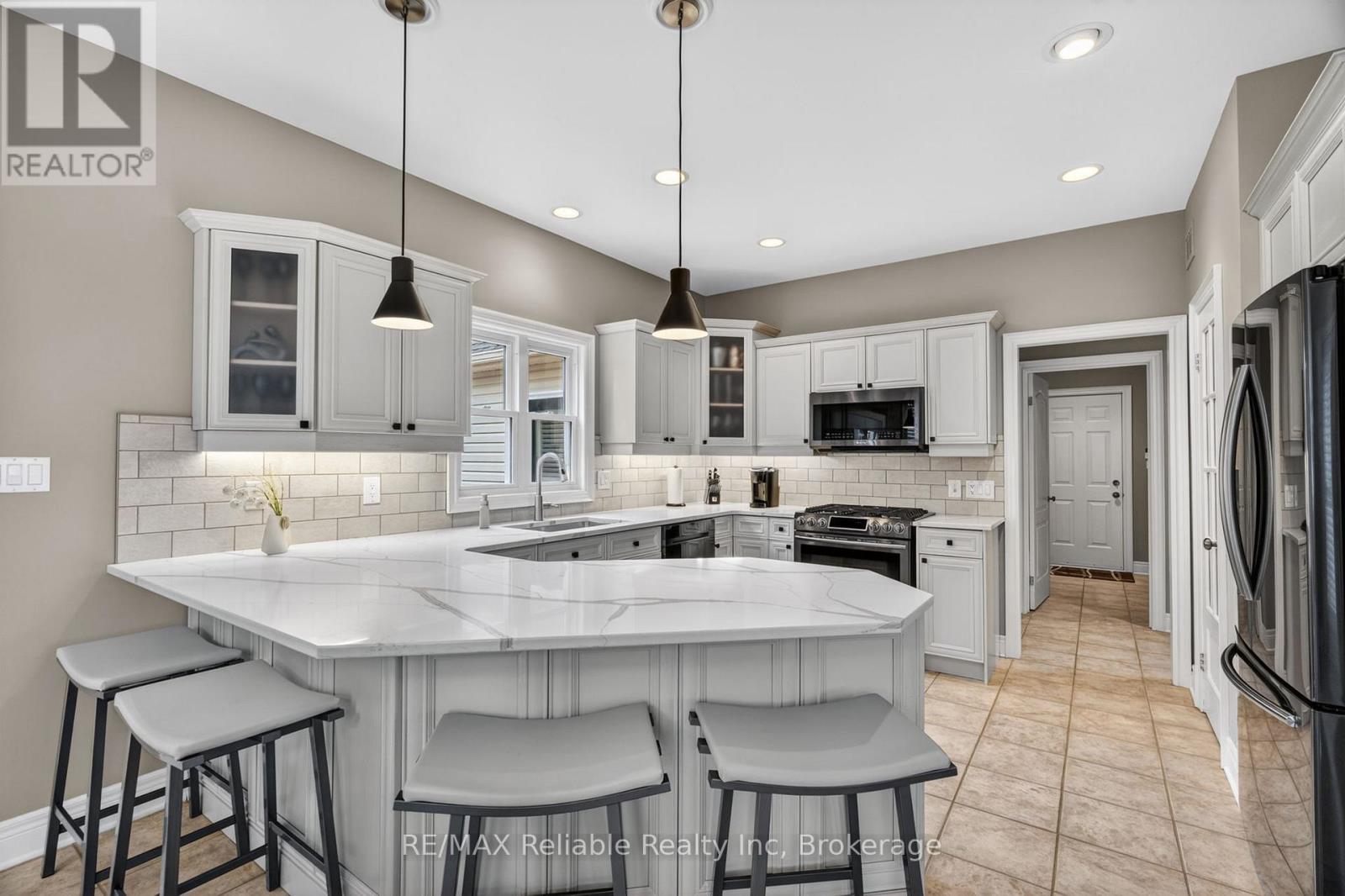 11 Harbour Court, Bluewater, Ontario  N0M 1G0 - Photo 16 - X13453476