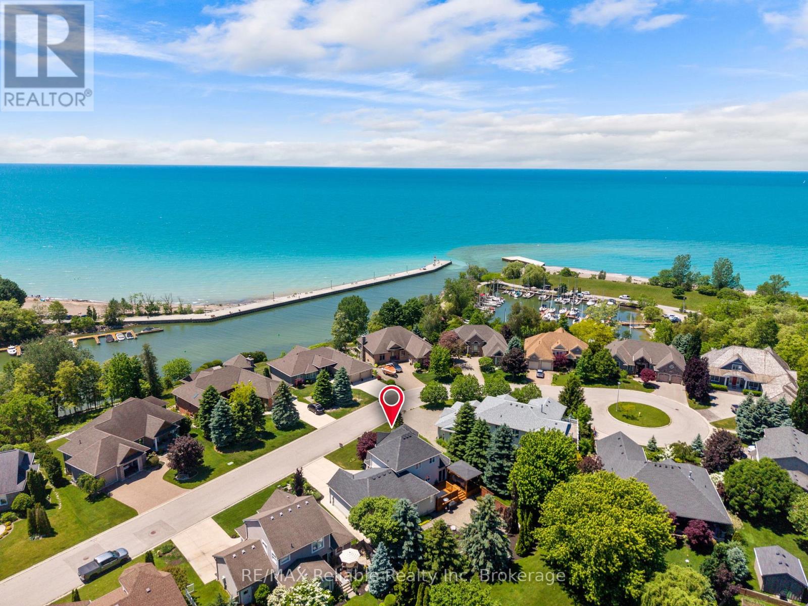 11 Harbour Court, Bluewater, Ontario  N0M 1G0 - Photo 4 - X13453476
