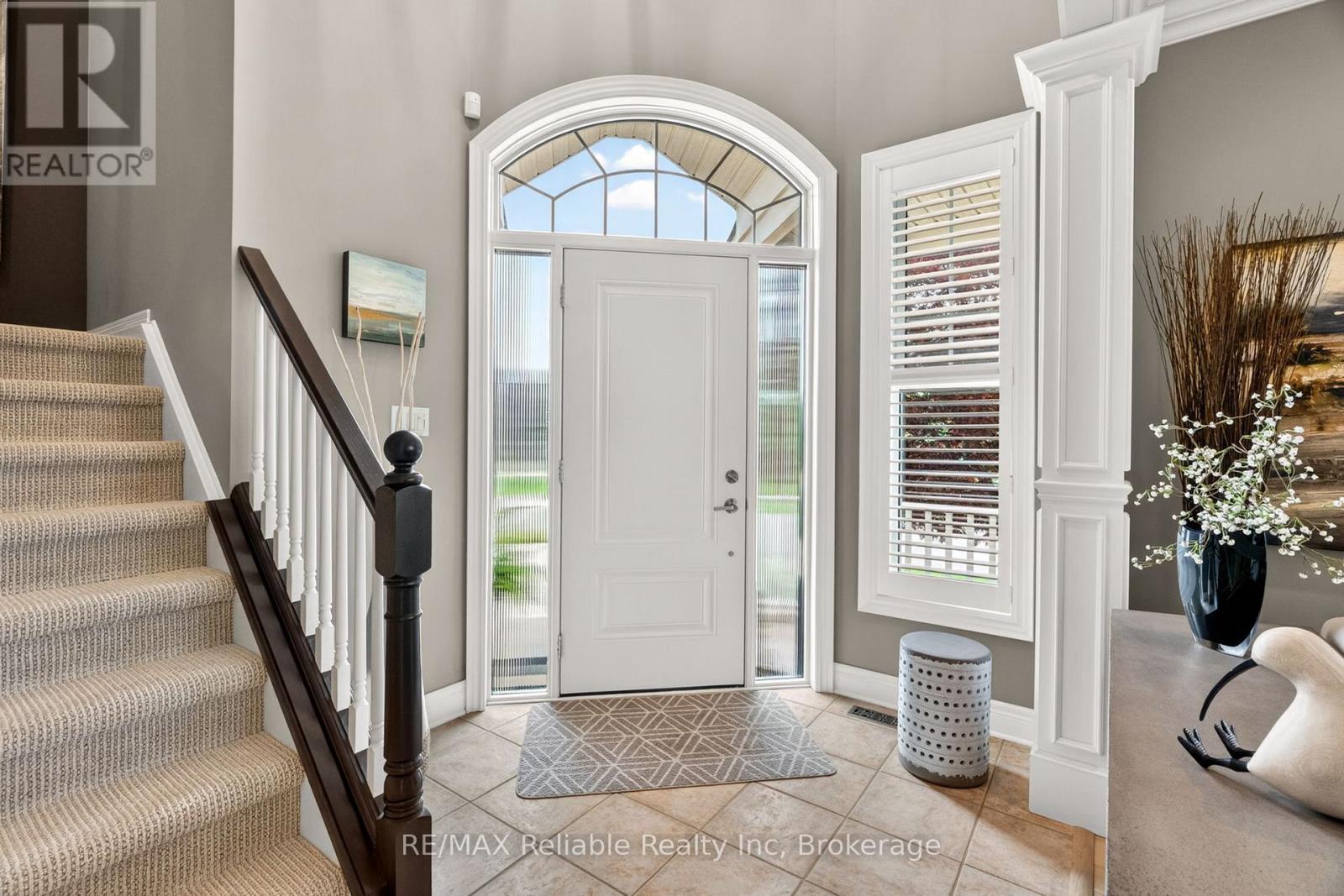 11 Harbour Court, Bluewater, Ontario  N0M 1G0 - Photo 8 - X13453476