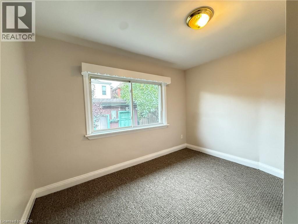 24 Somerset Avenue, Hamilton, Ontario  L8L 2L5 - Photo 10 - 40840464