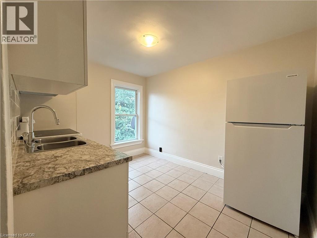 24 Somerset Avenue, Hamilton, Ontario  L8L 2L5 - Photo 16 - 40840464