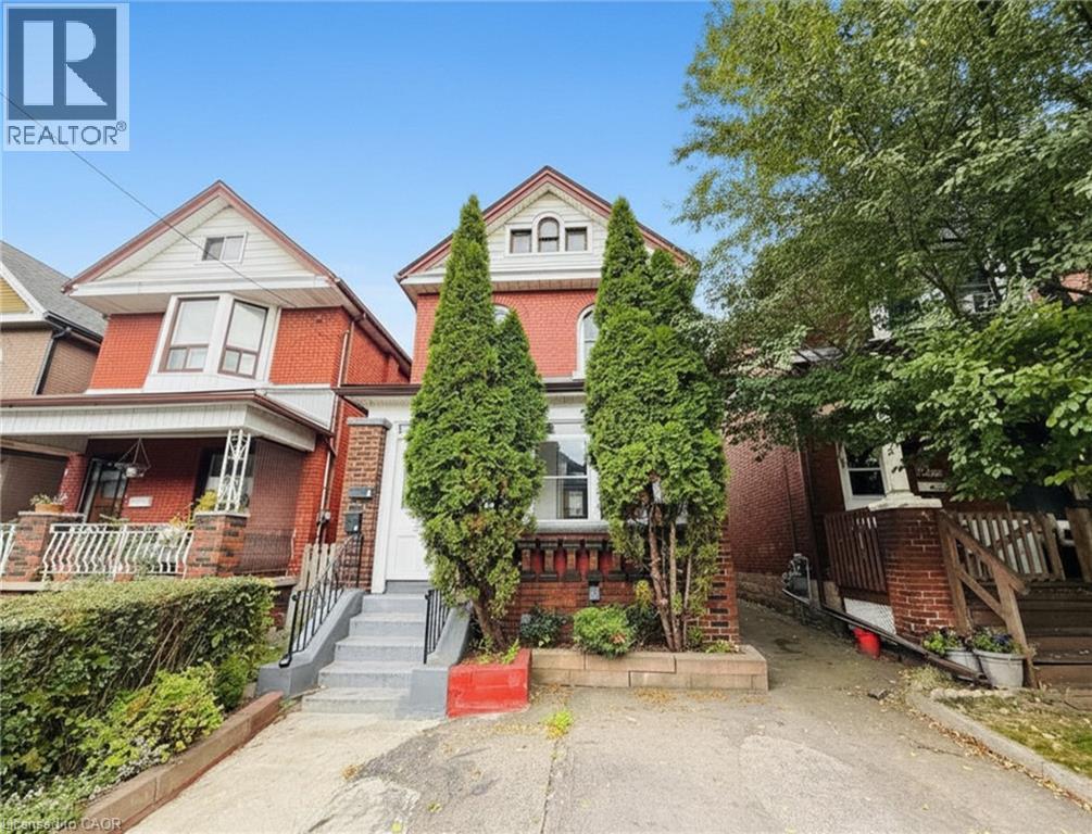 24 Somerset Avenue, Hamilton, Ontario  L8L 2L5 - Photo 2 - 40840464