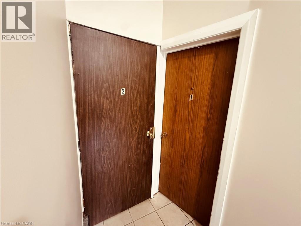 24 Somerset Avenue, Hamilton, Ontario  L8L 2L5 - Photo 5 - 40840464