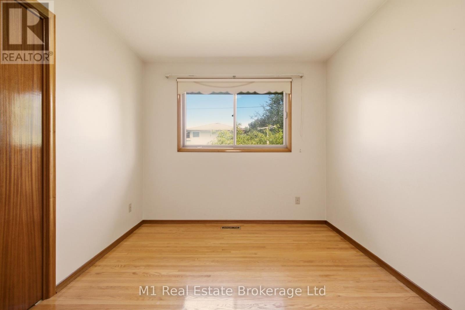 27 Palermo Crescent, Guelph, Ontario  N1E 2J8 - Photo 22 - X13453632