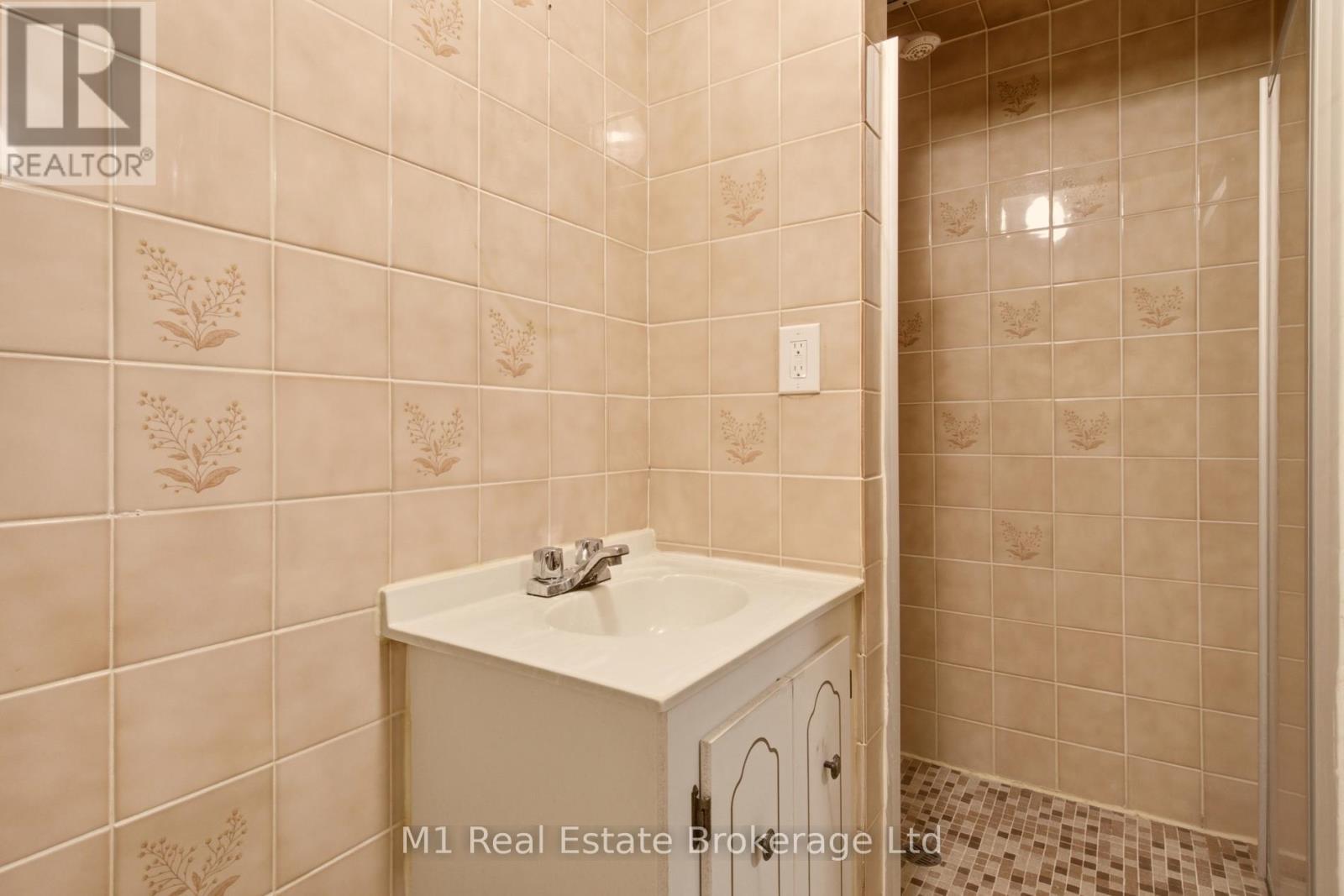 27 Palermo Crescent, Guelph, Ontario  N1E 2J8 - Photo 26 - X13453632