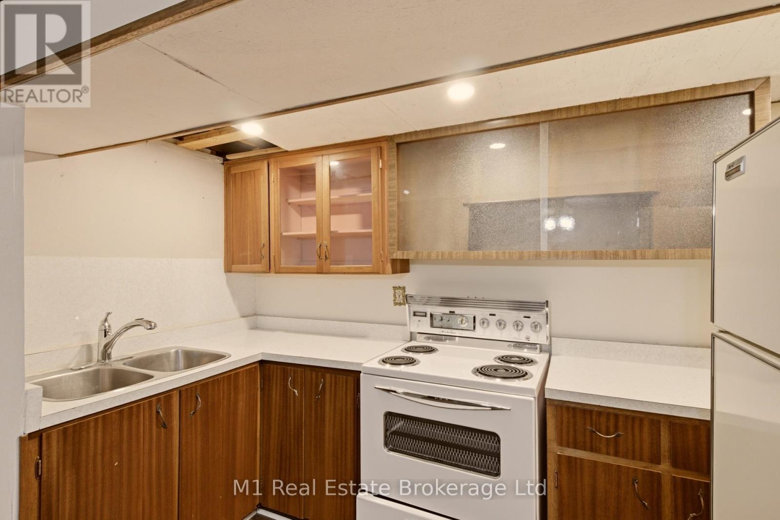 27 Palermo Crescent, Guelph, Ontario  N1E 2J8 - Photo 36 - X13453632