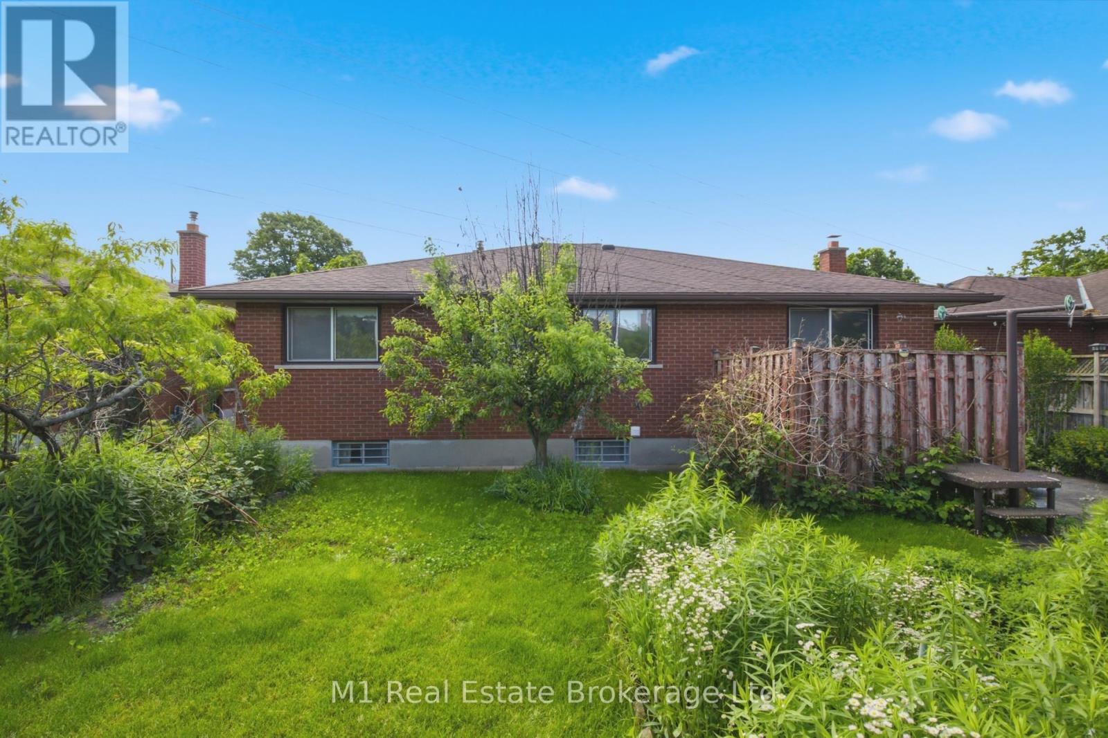27 Palermo Crescent, Guelph, Ontario  N1E 2J8 - Photo 41 - X13453632