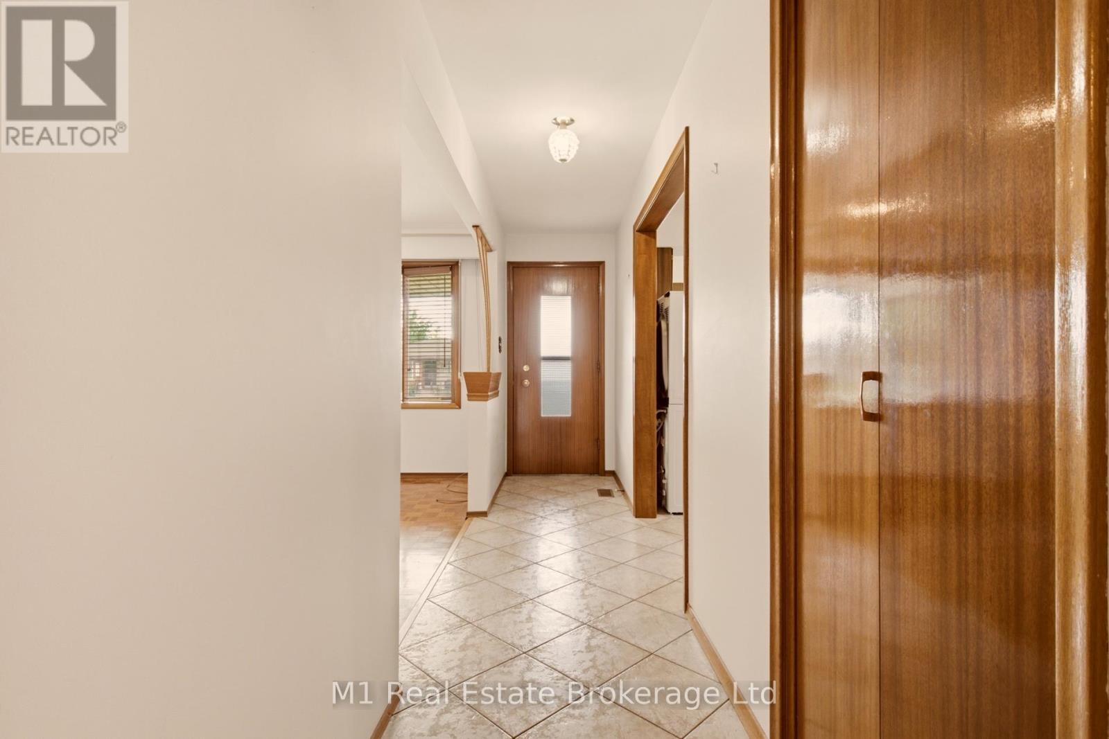 27 Palermo Crescent, Guelph, Ontario  N1E 2J8 - Photo 8 - X13453632