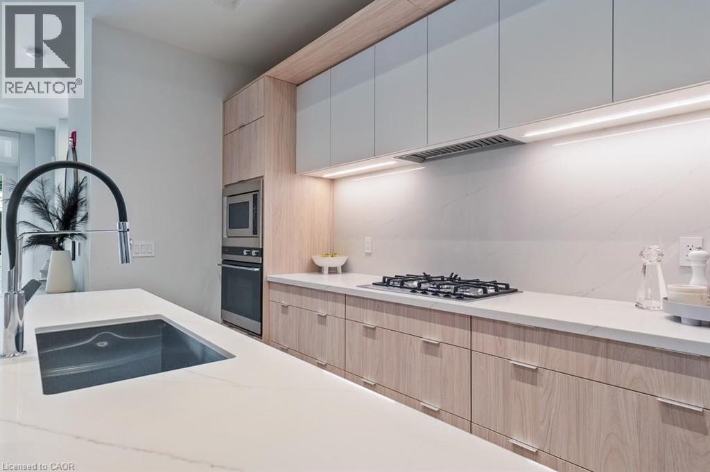 123 Maurice Drive Unit# 105, Oakville, Ontario  L6K 2W6 - Photo 7 - 40840529