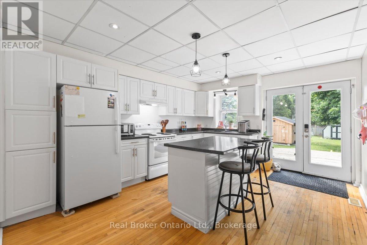 115 Durham Street W, Brockton, Ontario  N0G 2V0 - Photo 5 - X13453794