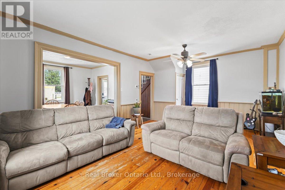 115 Durham Street W, Brockton, Ontario  N0G 2V0 - Photo 8 - X13453794