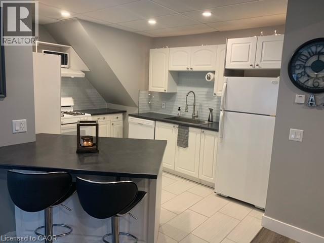 6 Howard Street, Hagersville, Ontario  N0A 1H0 - Photo 2 - 40840558
