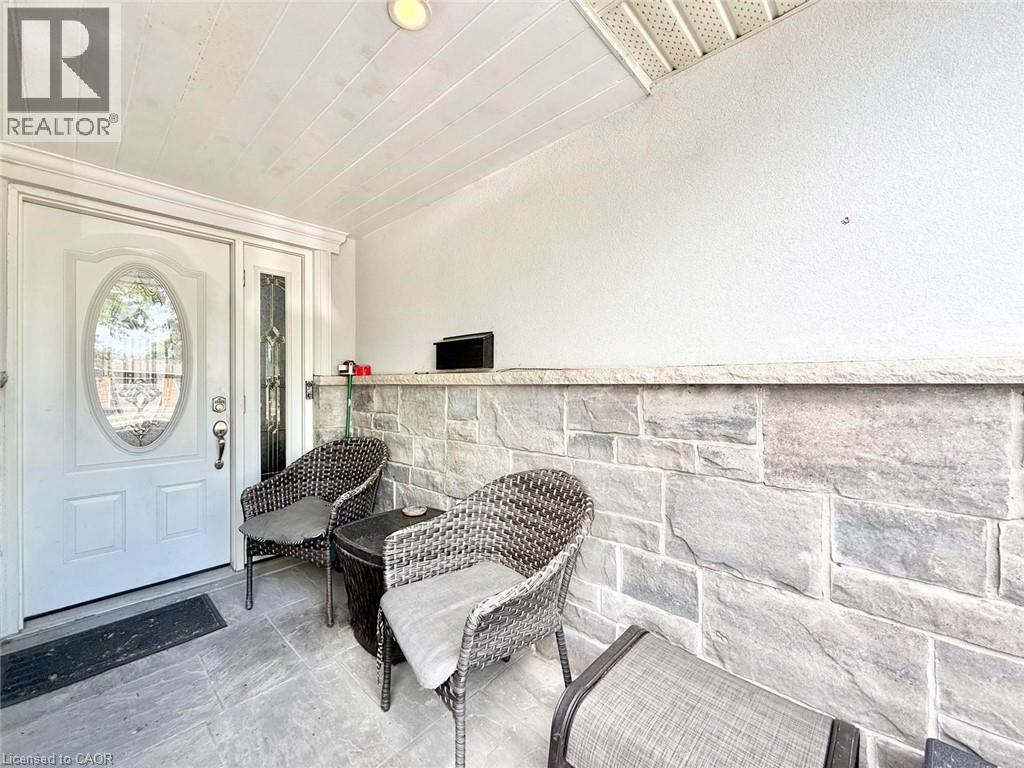 3135 Palmer Drive, Burlington, Ontario  L7M 1L2 - Photo 4 - 40840554