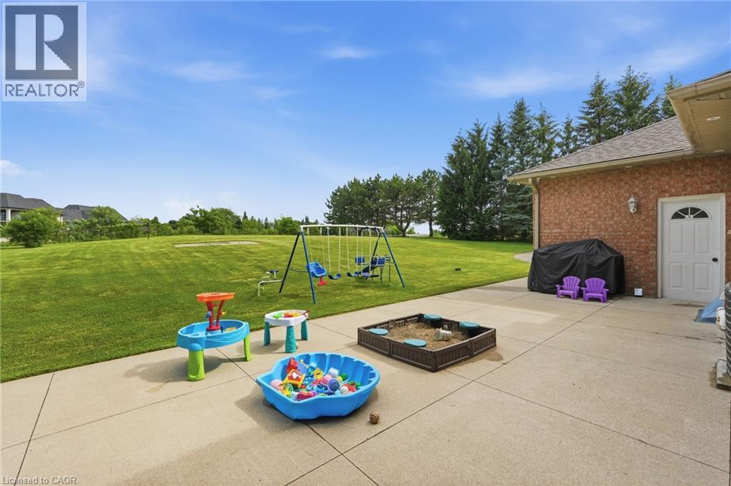2 Currie Drive, Morriston, Ontario  N0B 2C0 - Photo 44 - 40840483