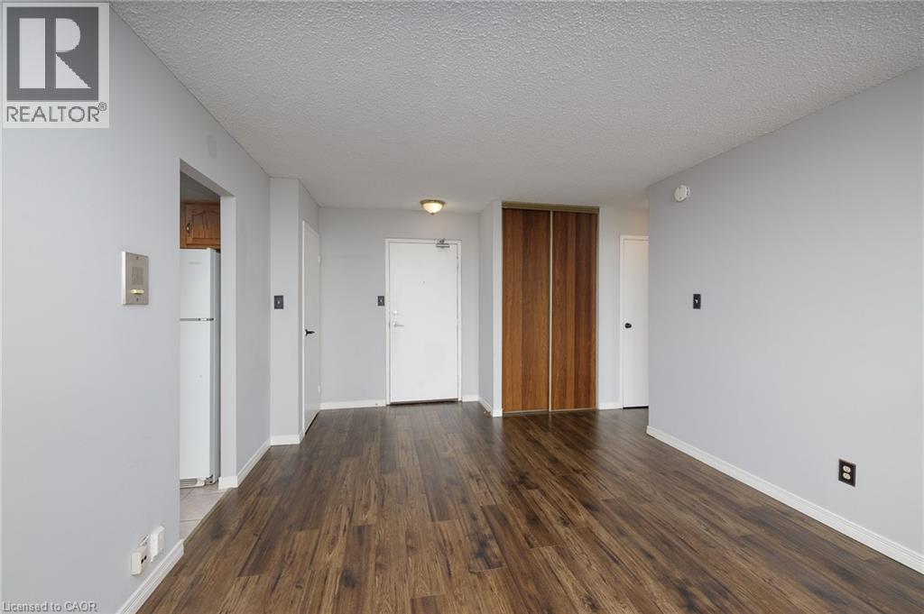 365 Geneva Street Unit# 1002, St. Catharines, Ontario  L2N 5S7 - Photo 6 - 40840522