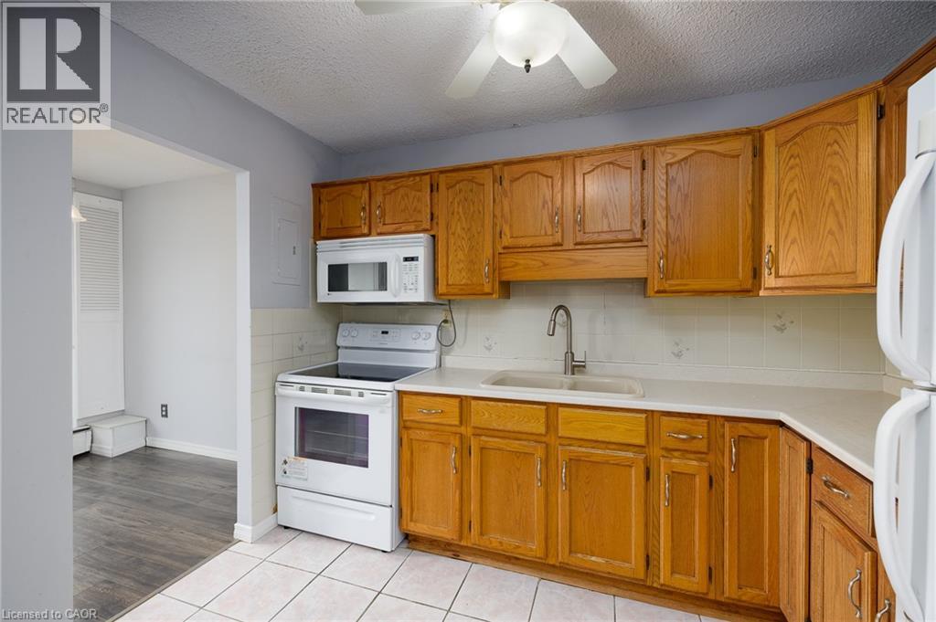 365 Geneva Street Unit# 1002, St. Catharines, Ontario  L2N 5S7 - Photo 9 - 40840522