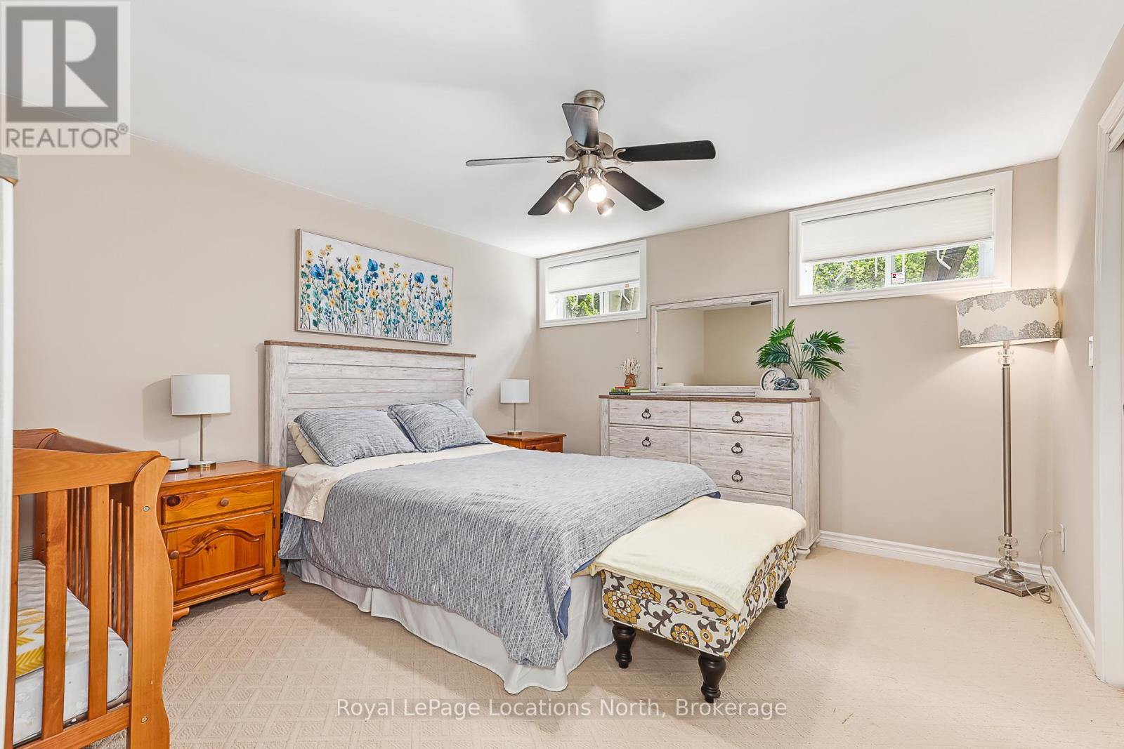 44 Blackburn Avenue, Clearview, Ontario  L0M 1P0 - Photo 25 - S13454120