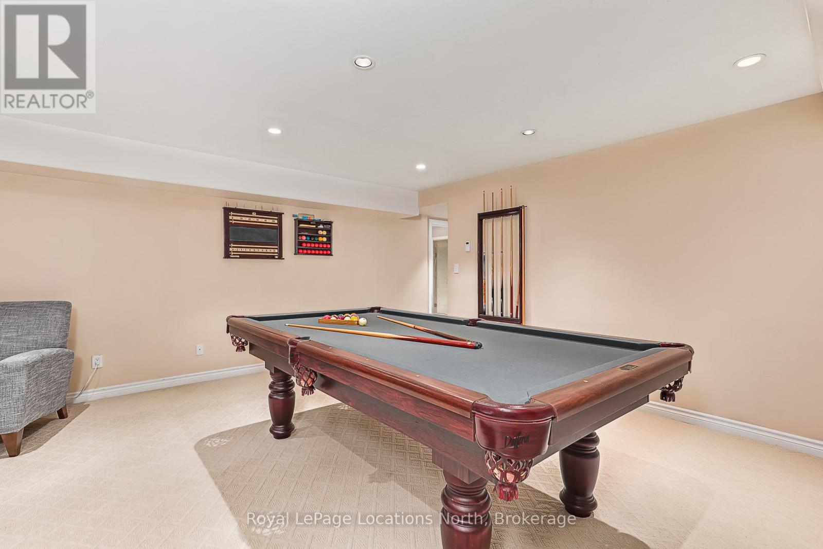 44 Blackburn Avenue, Clearview, Ontario  L0M 1P0 - Photo 27 - S13454120