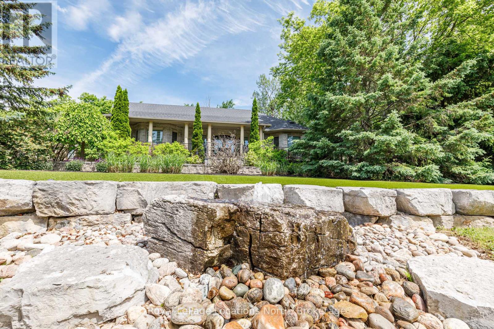 44 Blackburn Avenue, Clearview, Ontario  L0M 1P0 - Photo 5 - S13454120
