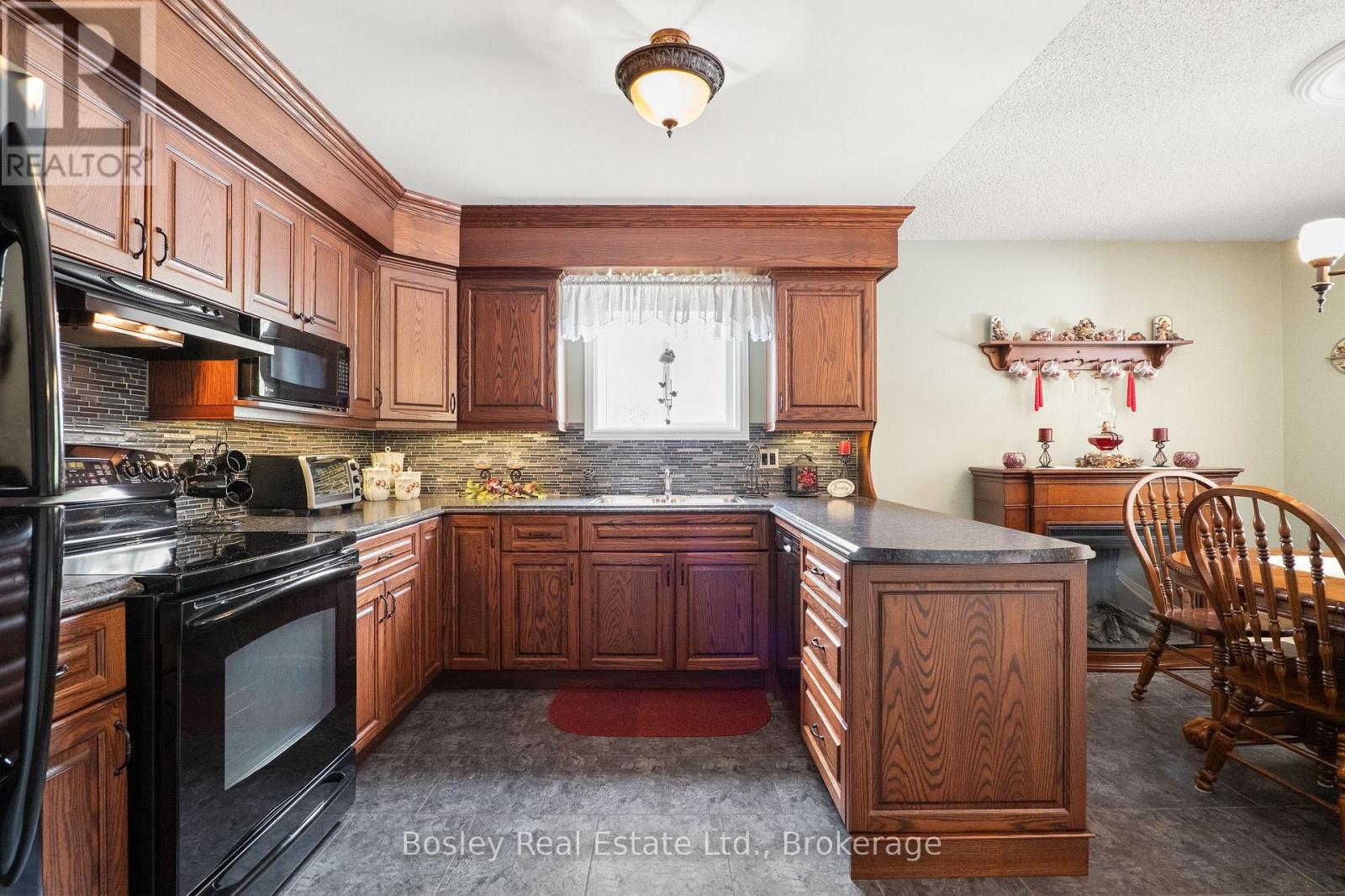 203 - 440 Durham Street W, Wellington North, Ontario  N0G 2L1 - Photo 11 - X13454282