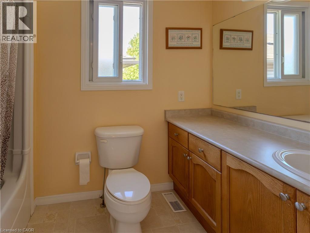 212 Sleaford Street, Waterloo, Ontario  N2J 4Z8 - Photo 29 - 40839253