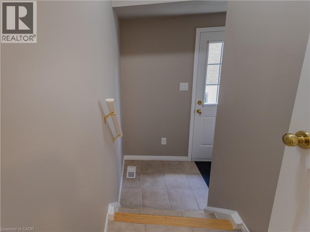 212 Sleaford Street, Waterloo, Ontario  N2J 4Z8 - Photo 30 - 40839253