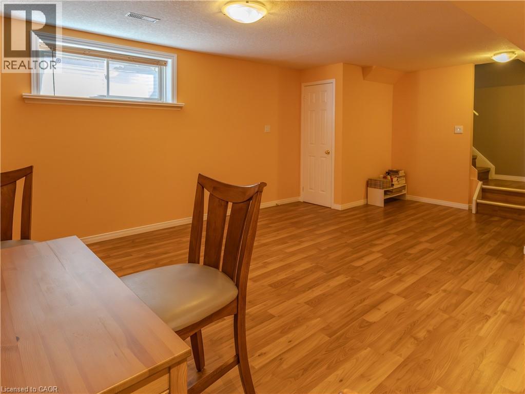 212 Sleaford Street, Waterloo, Ontario  N2J 4Z8 - Photo 33 - 40839253