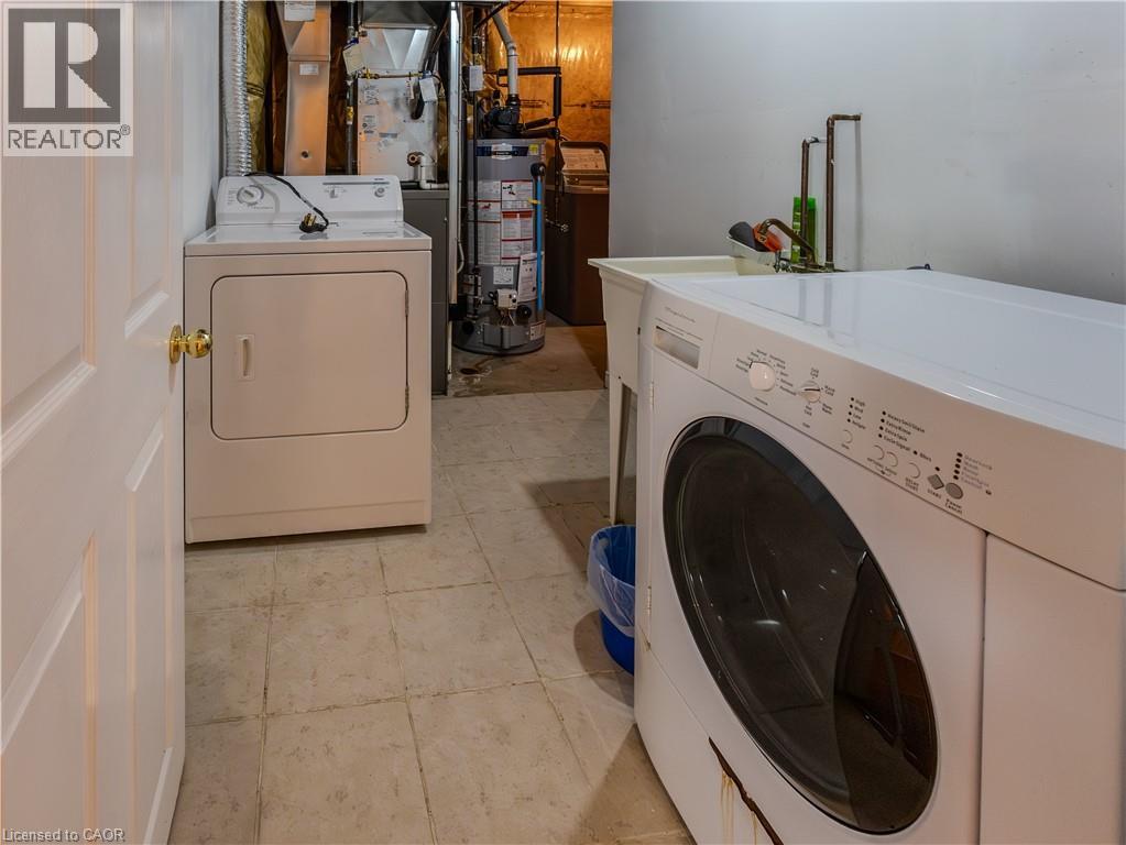 212 Sleaford Street, Waterloo, Ontario  N2J 4Z8 - Photo 37 - 40839253