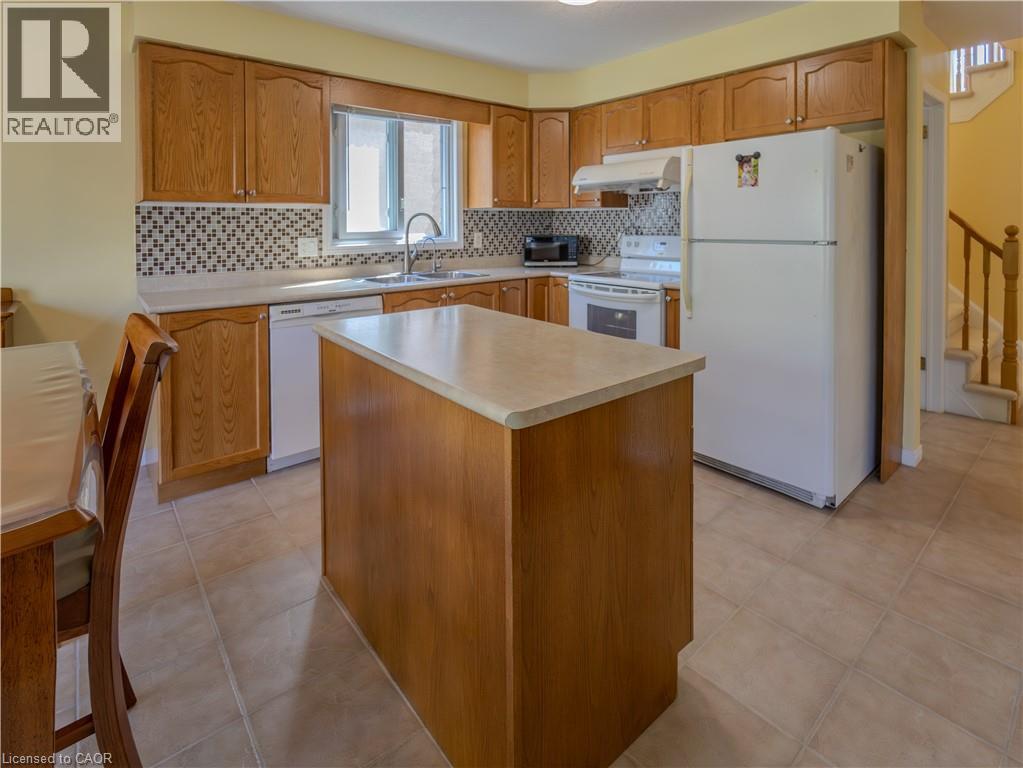 212 Sleaford Street, Waterloo, Ontario  N2J 4Z8 - Photo 9 - 40839253